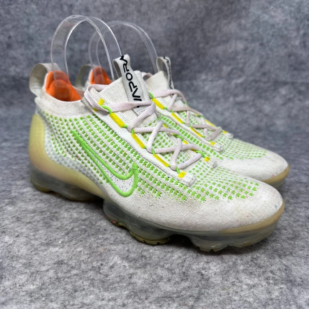 Nike Air Vapormax 2021 FK Shoes Womens Size 7 White Green Sneakers FD0871-100